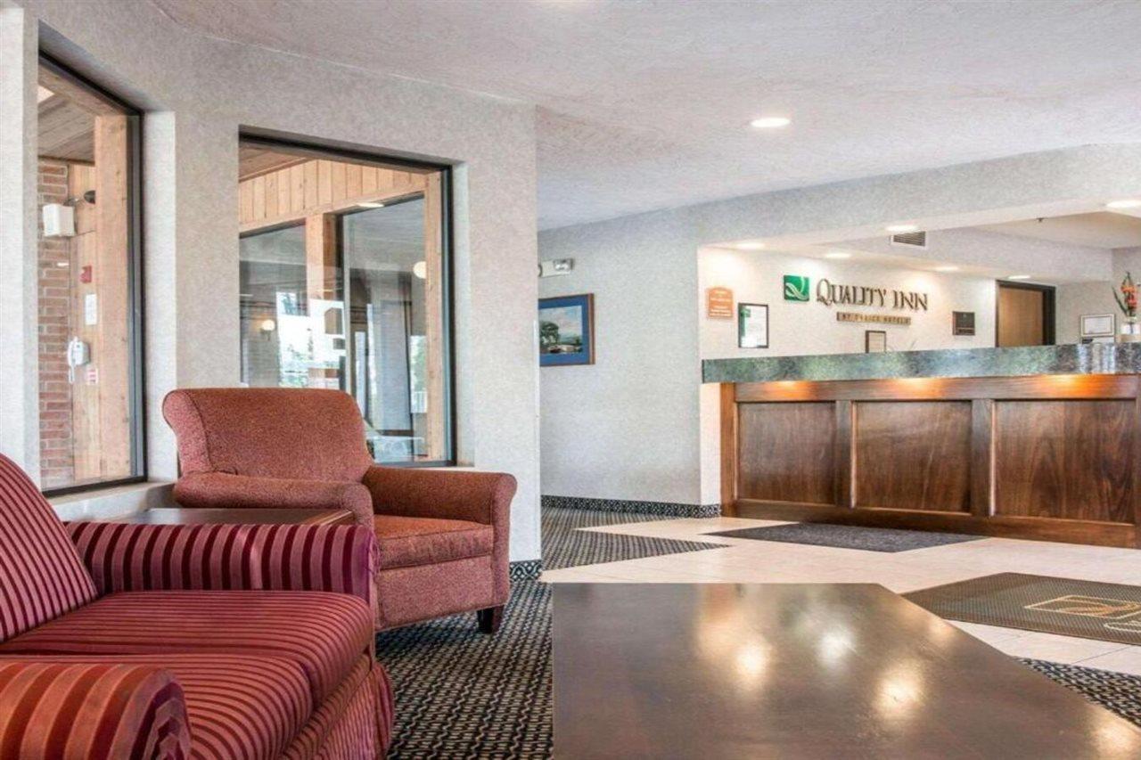 Quality Inn Hudsonville South Exterior foto