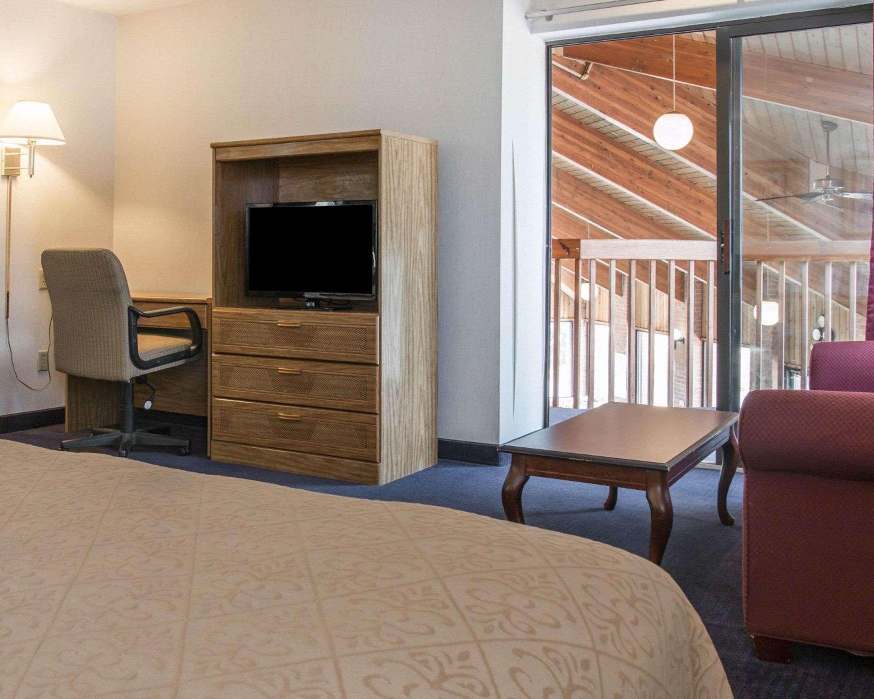 Quality Inn Hudsonville South Exterior foto