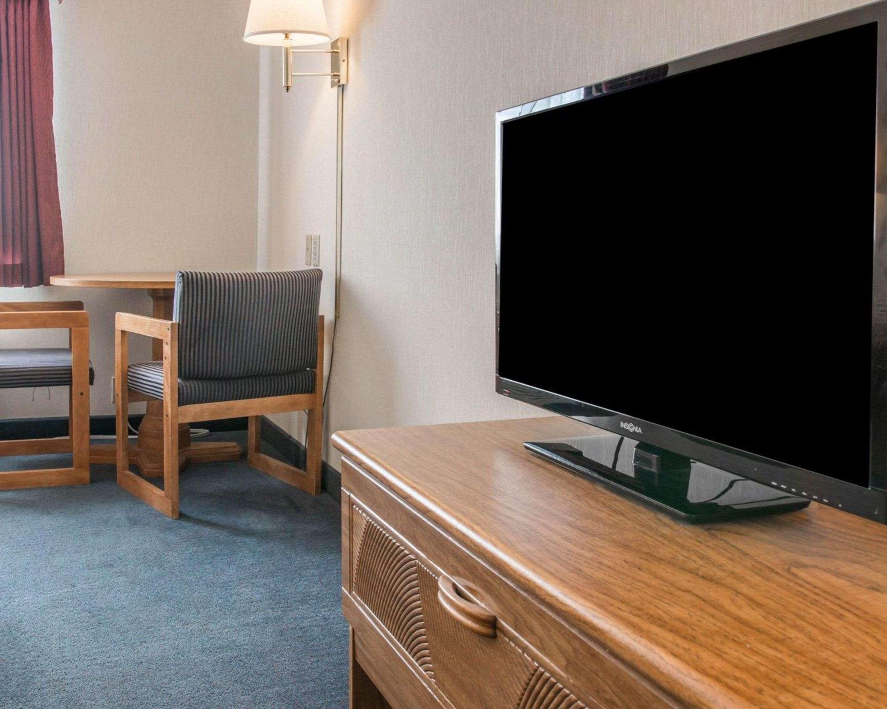 Quality Inn Hudsonville South Exterior foto
