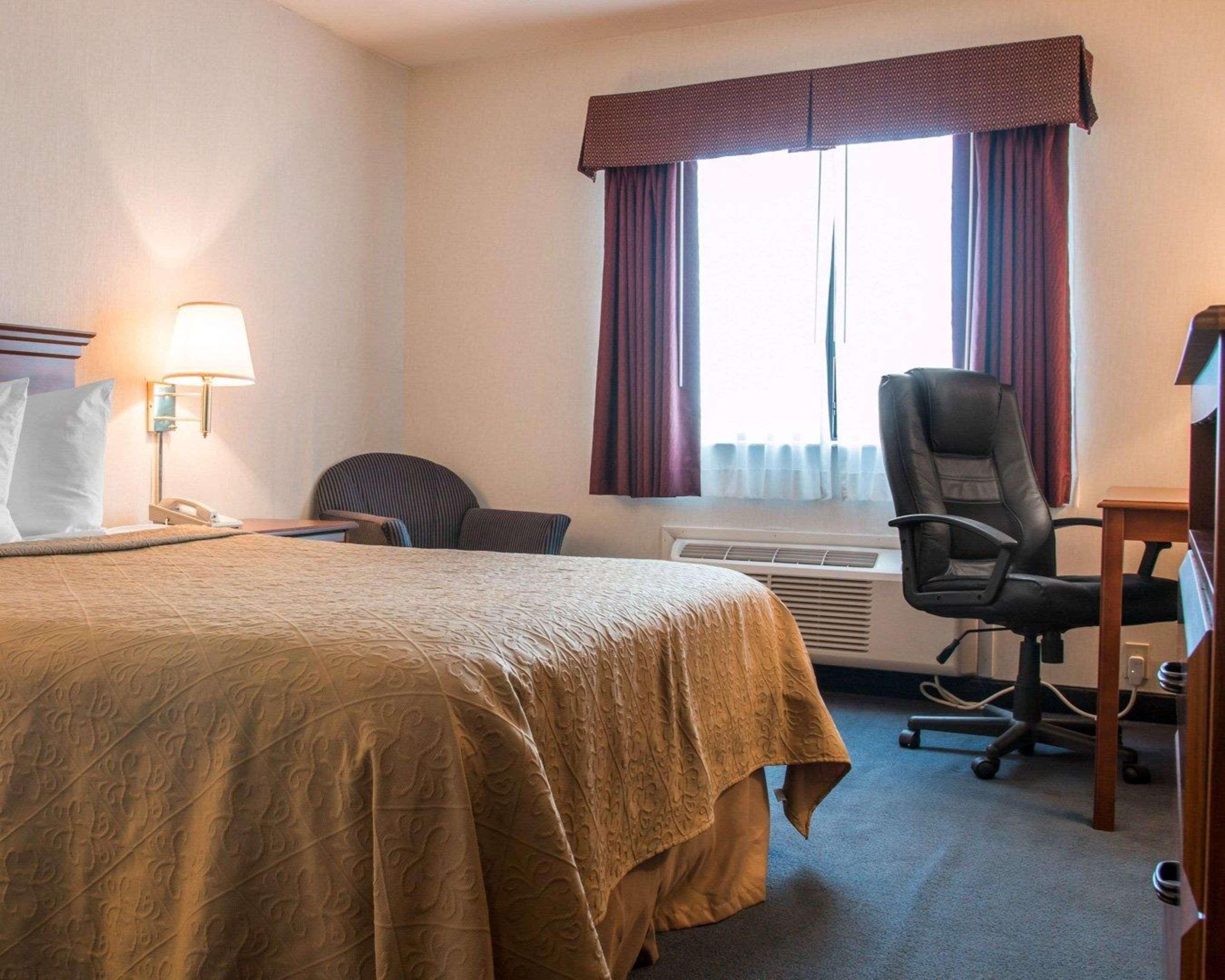 Quality Inn Hudsonville South Exterior foto