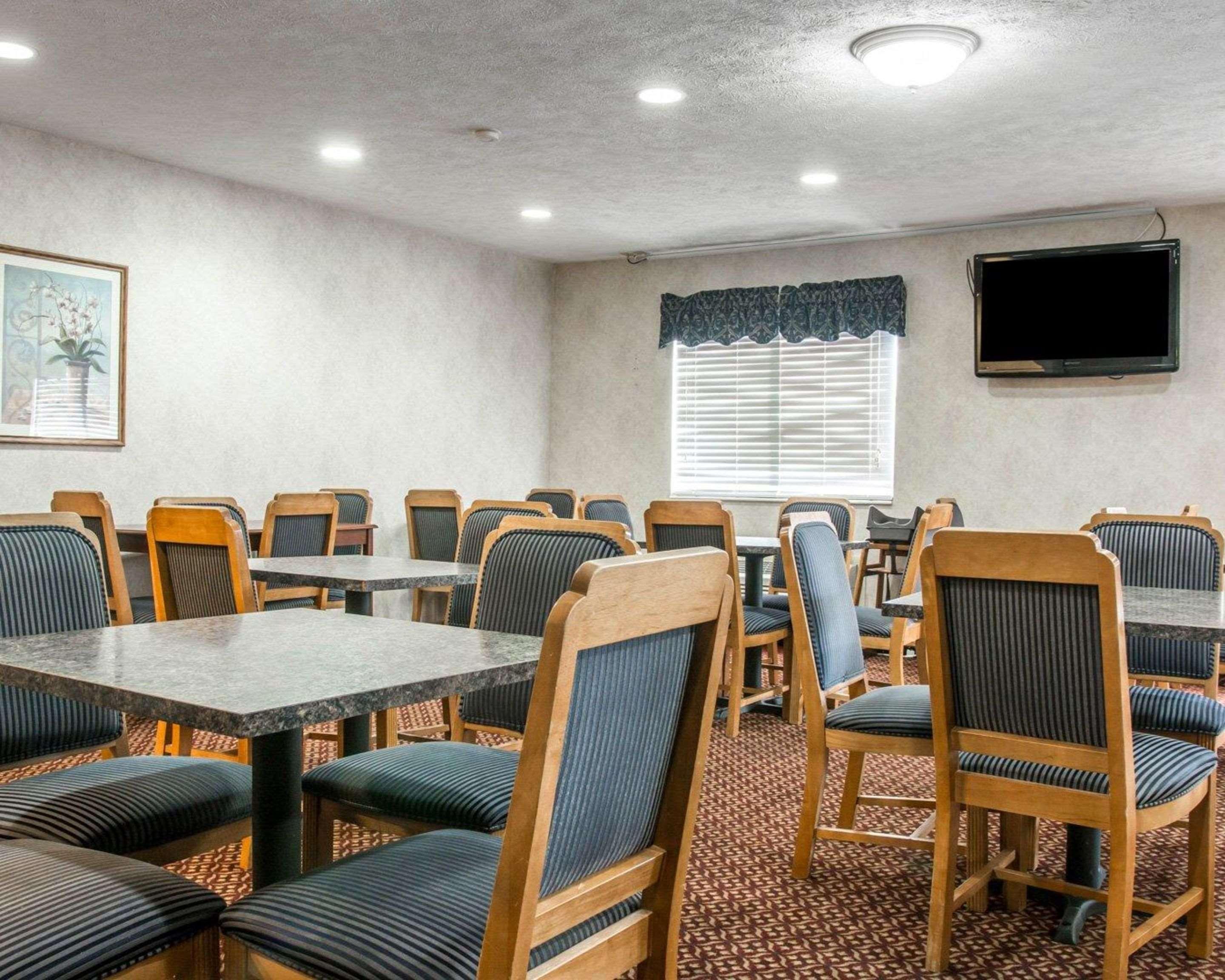 Quality Inn Hudsonville South Exterior foto