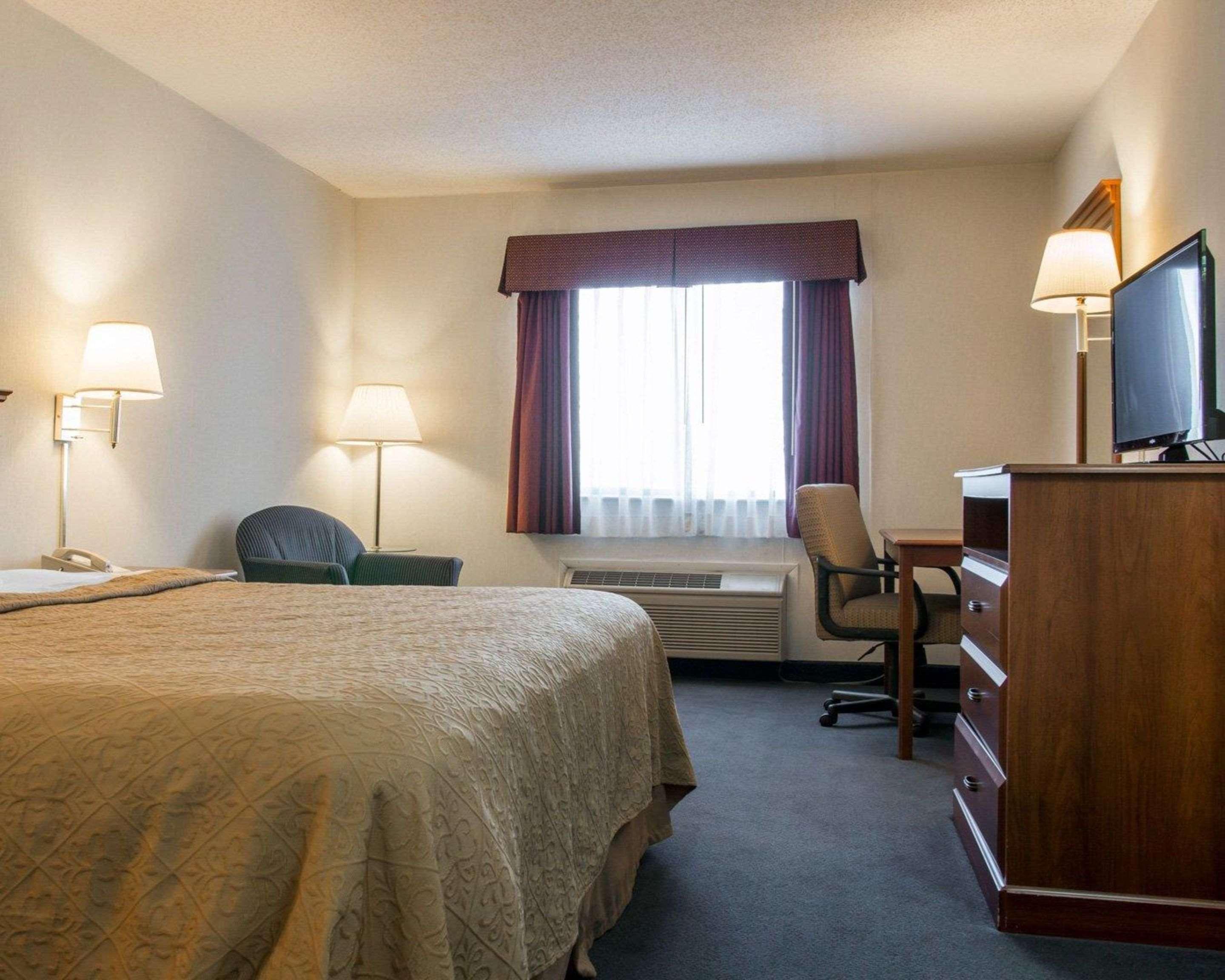 Quality Inn Hudsonville South Exterior foto