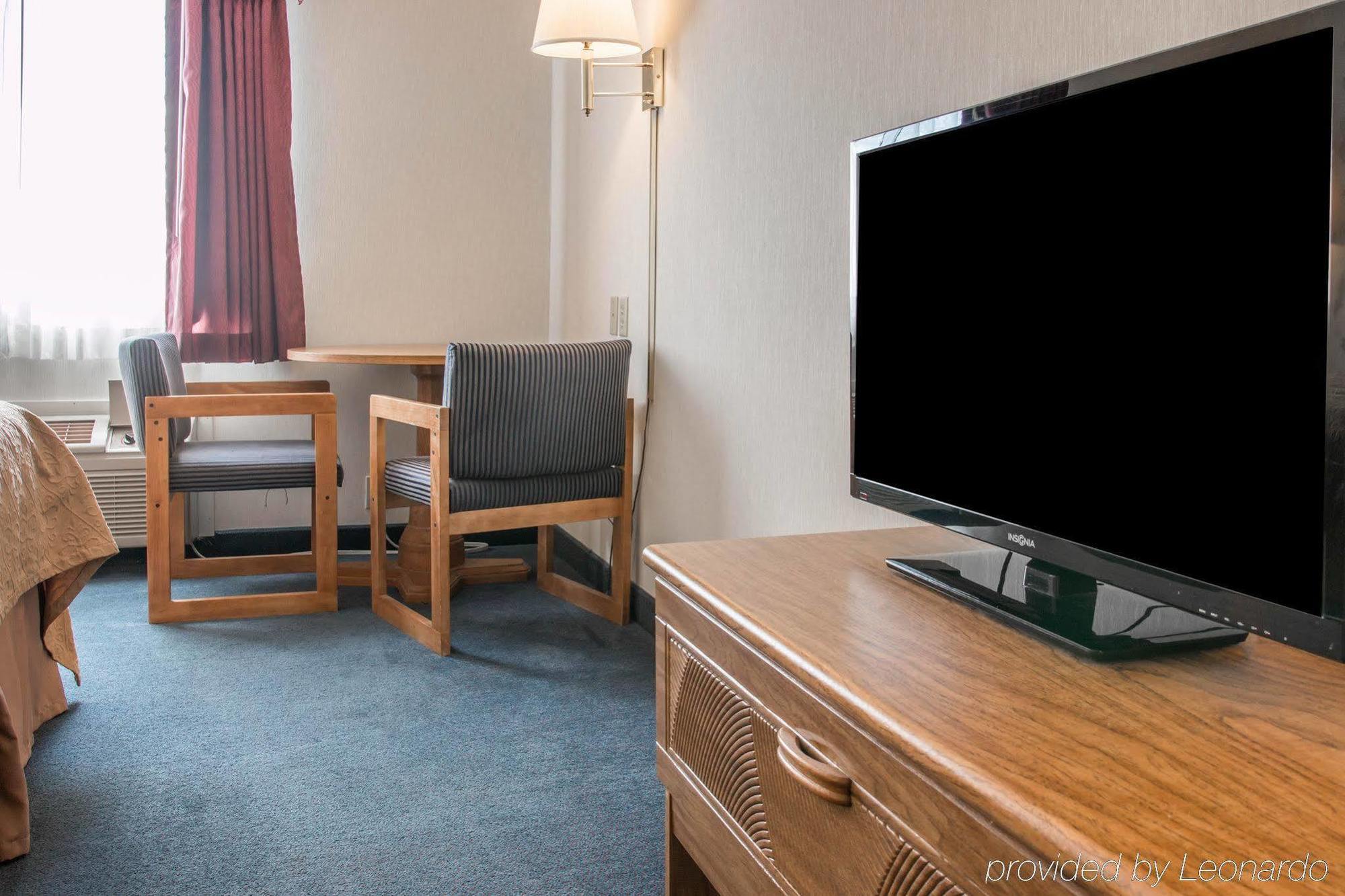 Quality Inn Hudsonville South Exterior foto